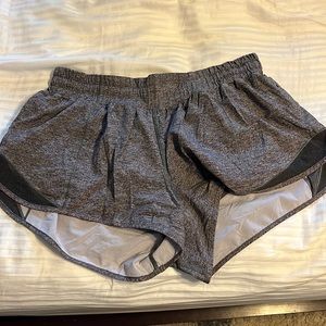 Grey lululemon Hotty hot shorts 2.5” size 10